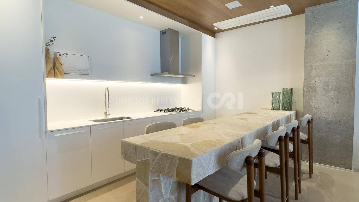Apartamento 150m² com 3 suítes no Edifício DOM no Centro, Balneário Camboriú