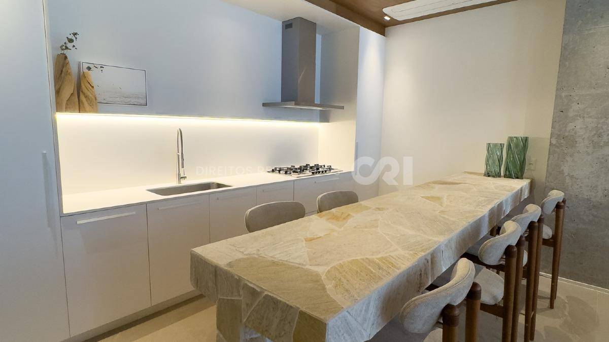 Apartamento 150m² com 3 suítes no Edifício DOM no Centro, Balneário Camboriú