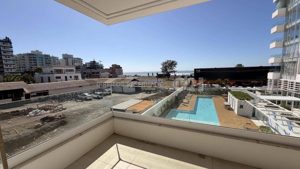Apartamento com 3 Suítes no Riva Praia Brava em Itajaí