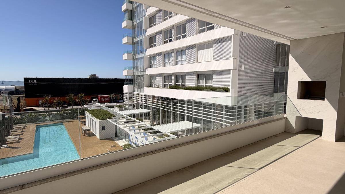 Apartamento com 3 Suítes no Riva Praia Brava em Itajaí