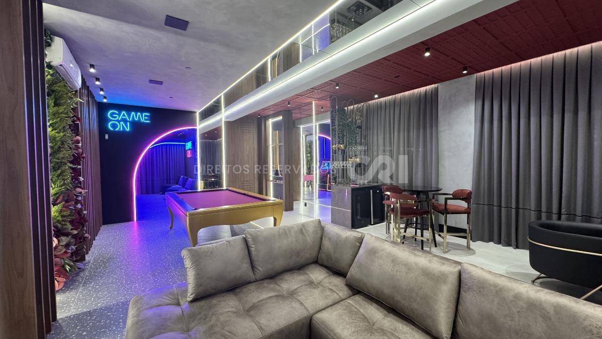 Apartamento com 4 suítes no Shanghai Tower na Meia Praia em Itapema