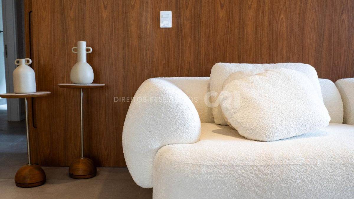 Apartamento com 4 Suítes no Mayfair, Centro de Itapema