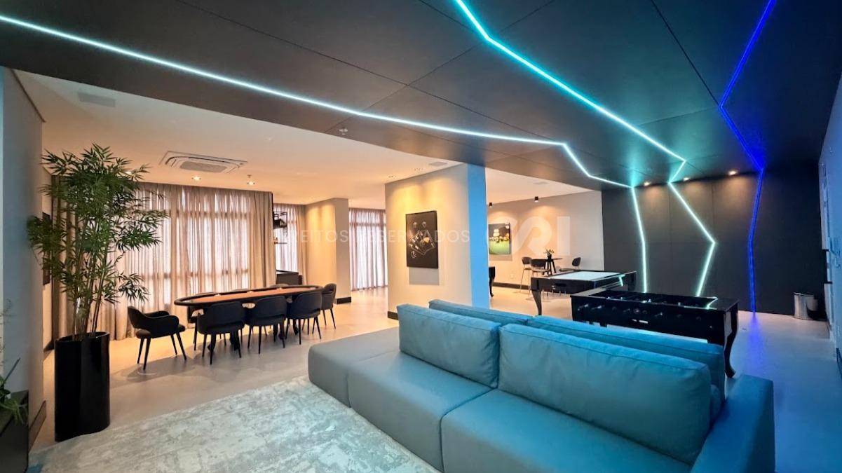 Apartamento com 3 suítes no Edifício Number One no Centro em Itapema