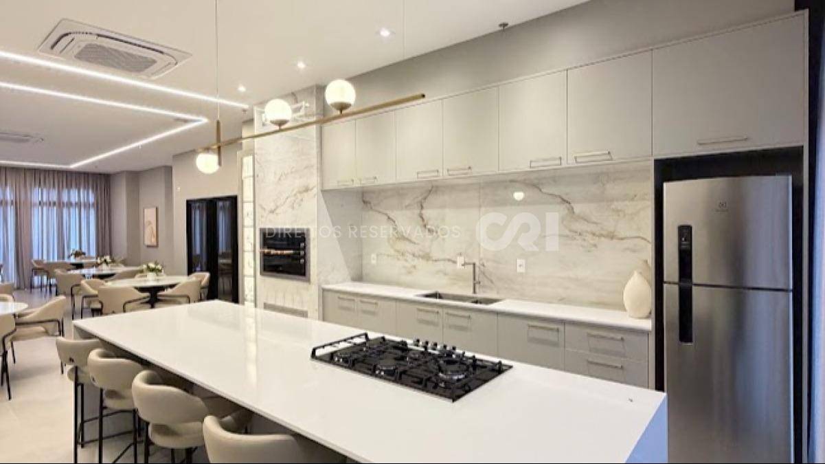 Apartamento com 4 suítes no Edifício Number One com 180m² no Centro em Itapema
