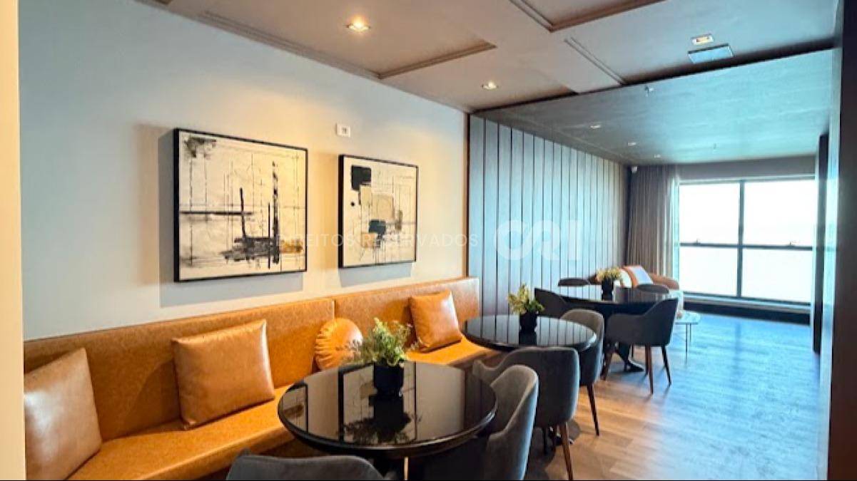 Apartamento com 4 suítes no Edifício Number One com 180m² no Centro em Itapema