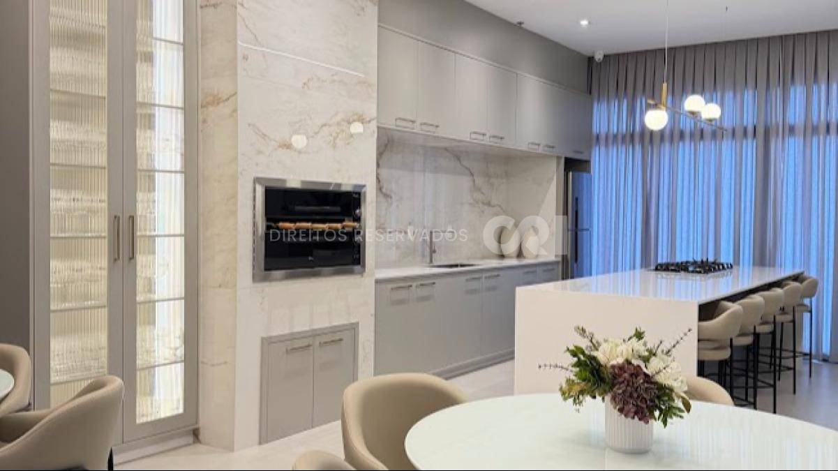 Apartamento com 165m² 4 suítes no Edifício Number One no Centro de Itapema