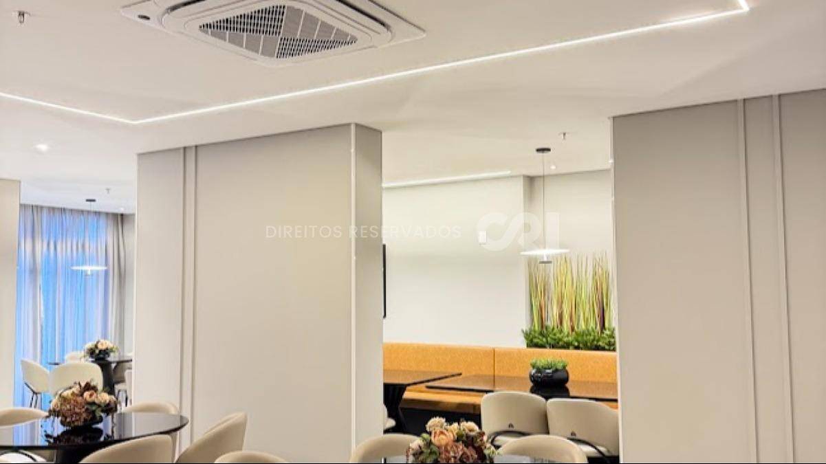 Apartamento com 165m² 4 suítes no Edifício Number One no Centro de Itapema