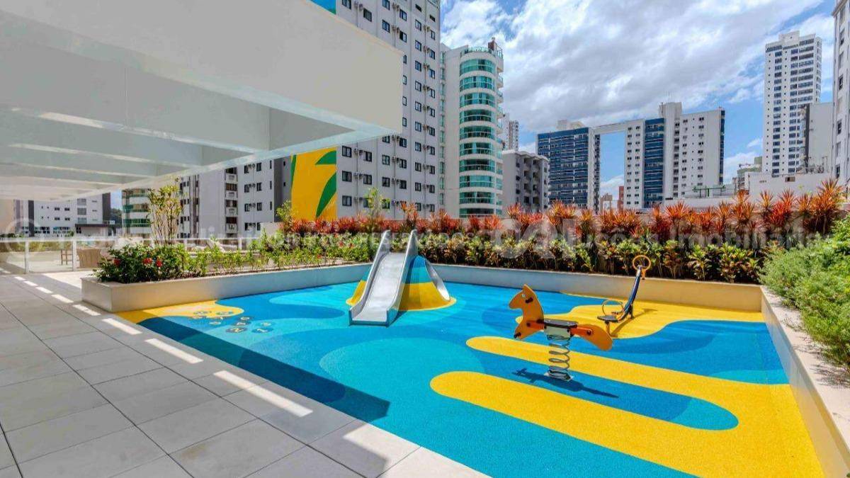 Apartamento com 04 suítes no Grand Place no Centro em Balneário Camboriú