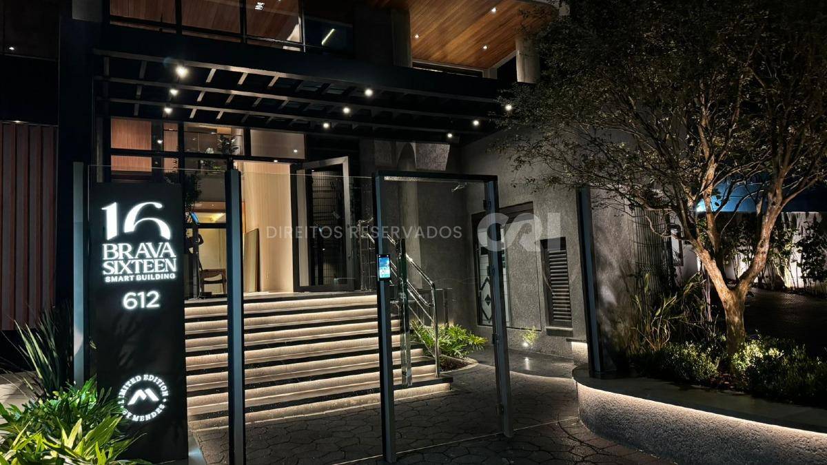 Apartamento com 3 Suítes no Brava Sixteen na Praia Brava, Itajaí