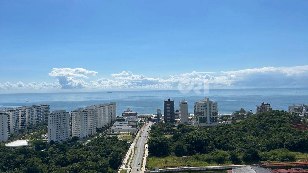 Apartamento com 3 Suítes no Torres da Brava Brisa na Praia Brava em Itajaí