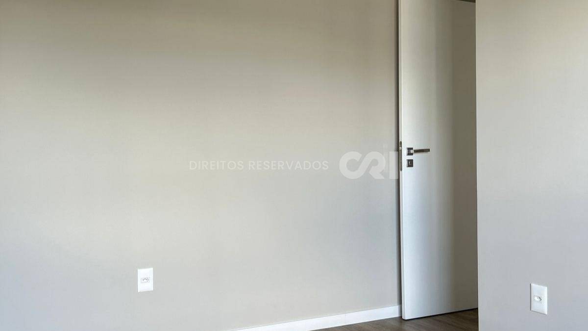 Apartamento com 3 Suítes no Torres da Brava Brisa na Praia Brava em Itajaí