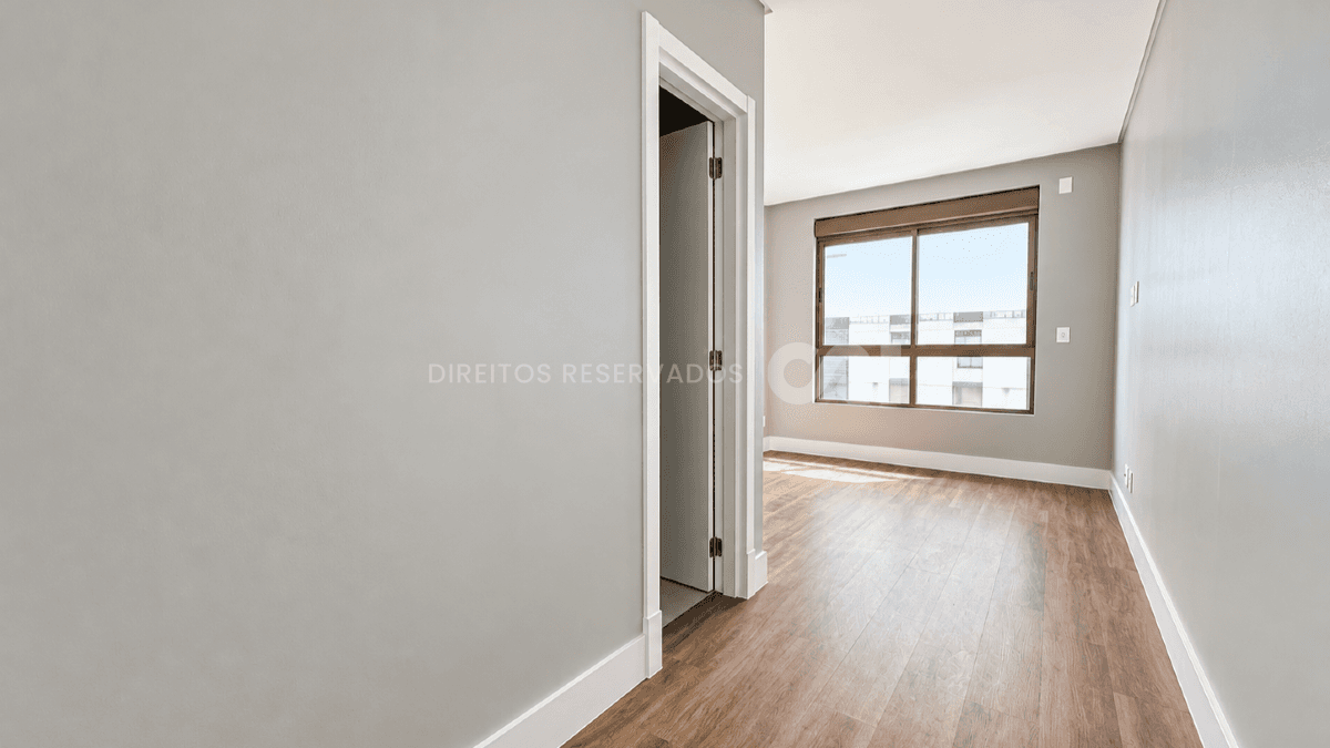 Apartamento com 3 Suítes no Ocean Wind na Praia Brava em Itajaí