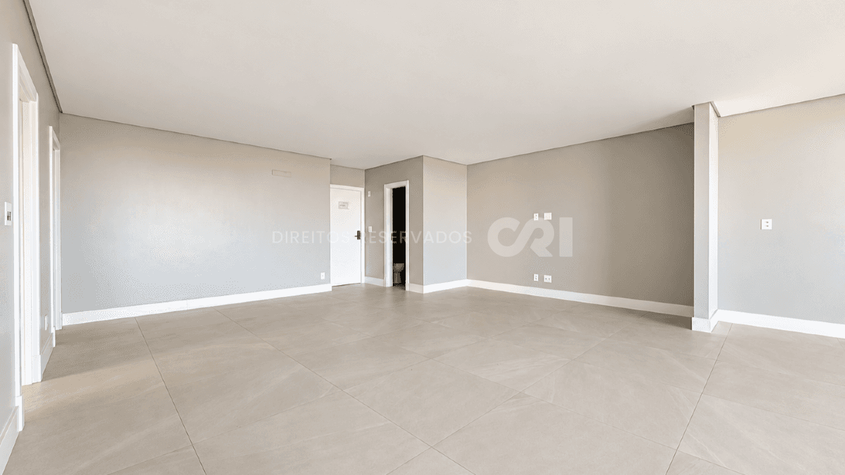 Apartamento com 3 Suítes no Ocean Wind na Praia Brava em Itajaí