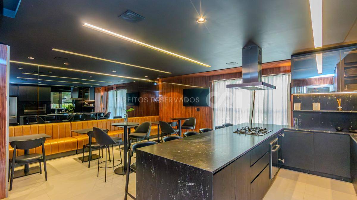 Apartamento com 3 Suítes no Ocean Wind na Praia Brava em Itajaí
