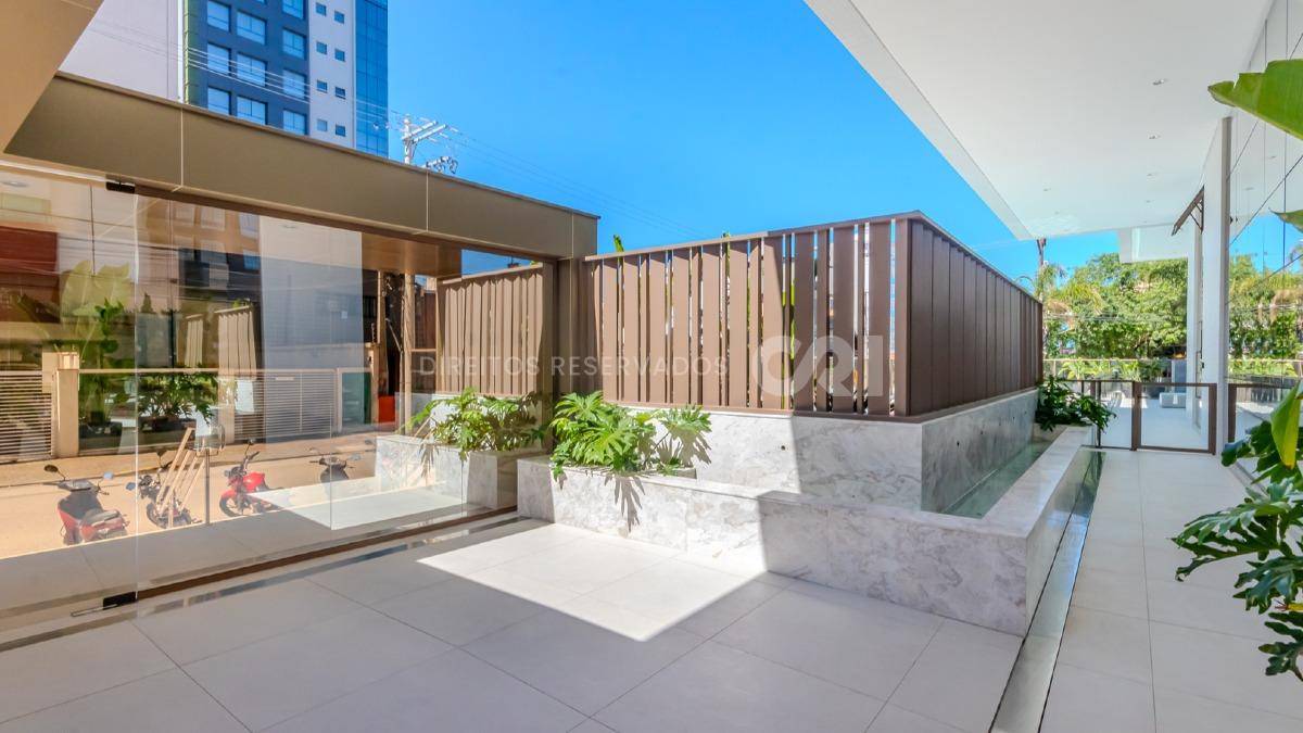 Apartamento com 3 Suítes no Ocean Wind na Praia Brava em Itajaí