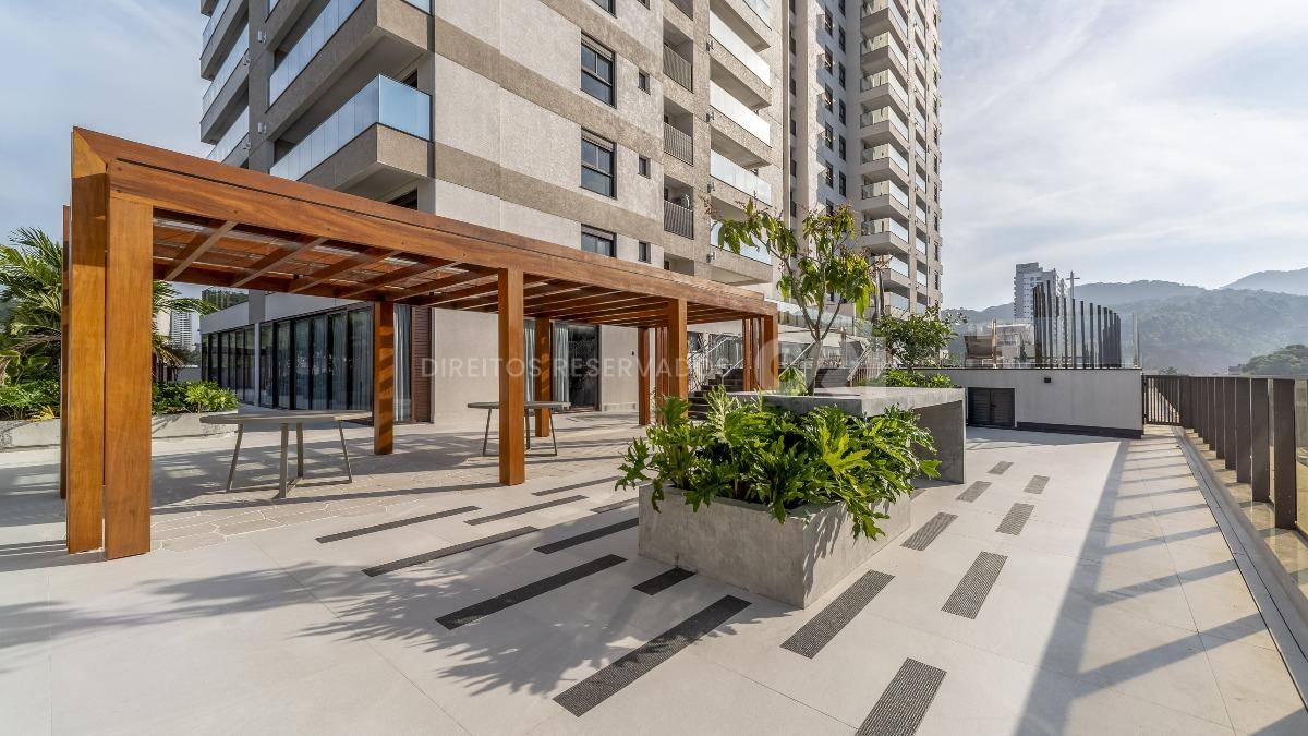 Apartamento com 3 Quartos no Torres da Brava na Praia Brava em Itajaí