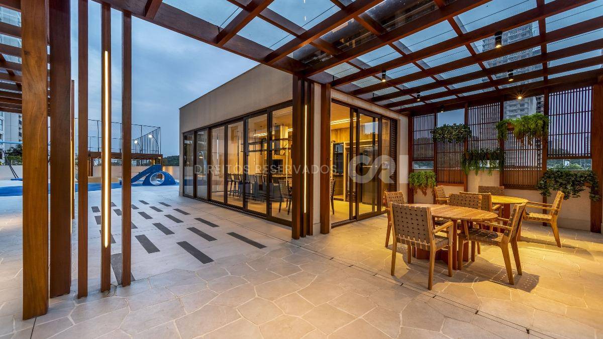 Apartamento com 3 Quartos no Torres da Brava na Praia Brava em Itajaí