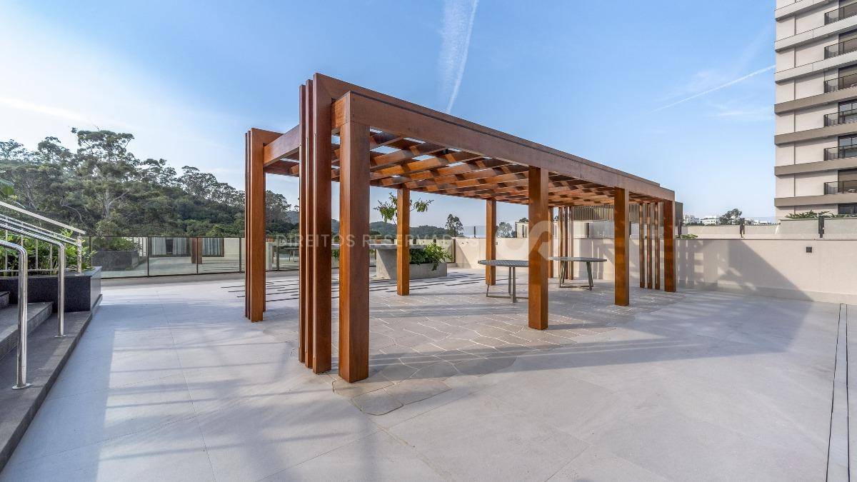 Apartamento com 2 Suítes no Torres da Brava Sirena na Praia Brava em Itajaí