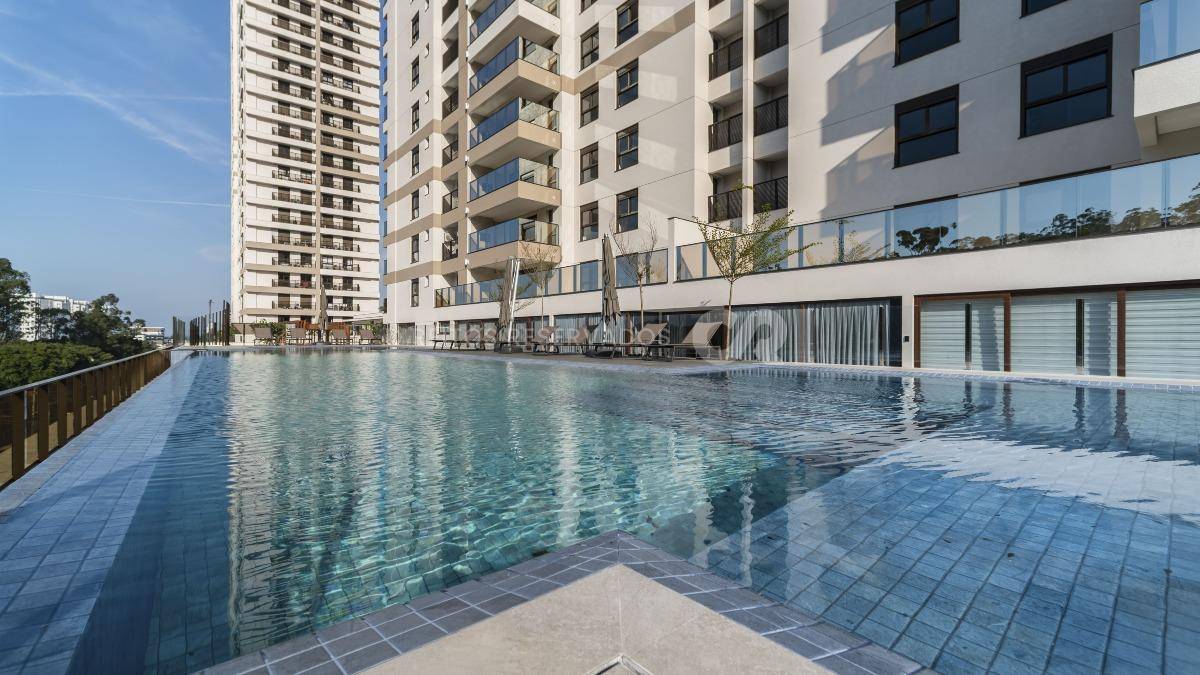 Apartamento com 2 Suítes no Torres da Brava Sirena na Praia Brava em Itajaí
