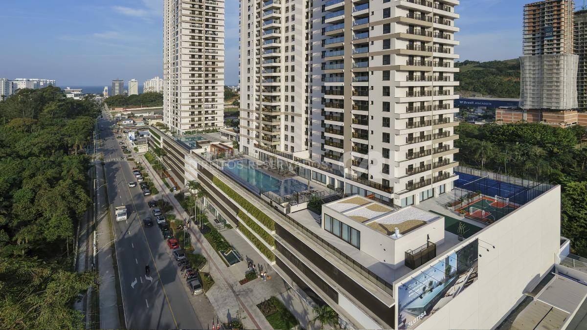 Apartamento com 2 Suítes no Torres da Brava Sirena na Praia Brava em Itajaí