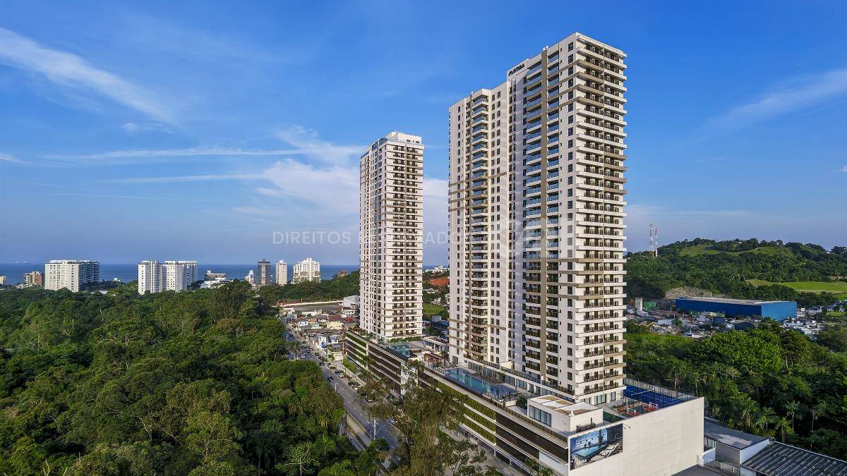Apartamento com 2 Suítes no Torres da Brava Sirena na Praia Brava em Itajaí