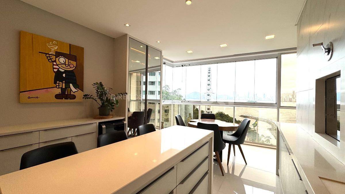 Apartamento com 4 Suítes no Italian no Pioneiros em Balneário Camboriú