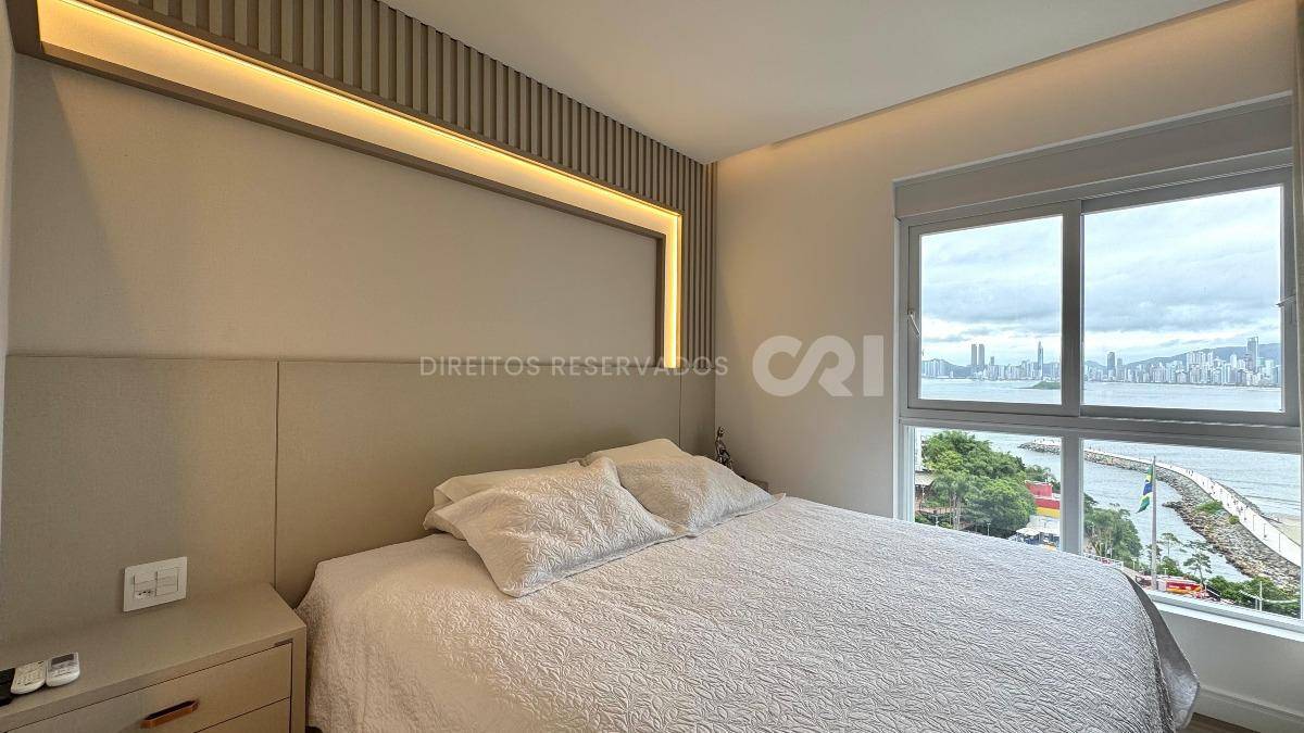 Apartamento com 4 Suítes no Italian no Pioneiros em Balneário Camboriú