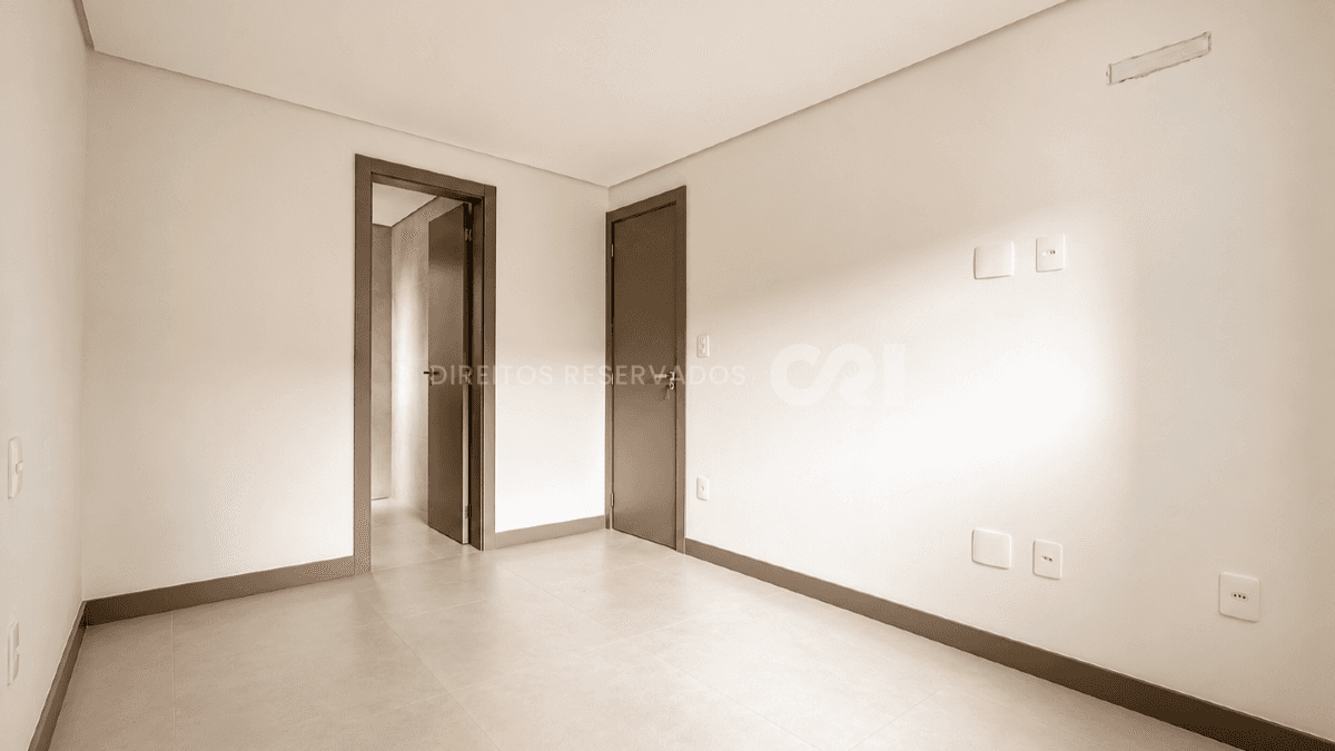 Apartamento com 2 Dormitórios no Edifício Soul Brava Club na Praia Brava em Itajaí