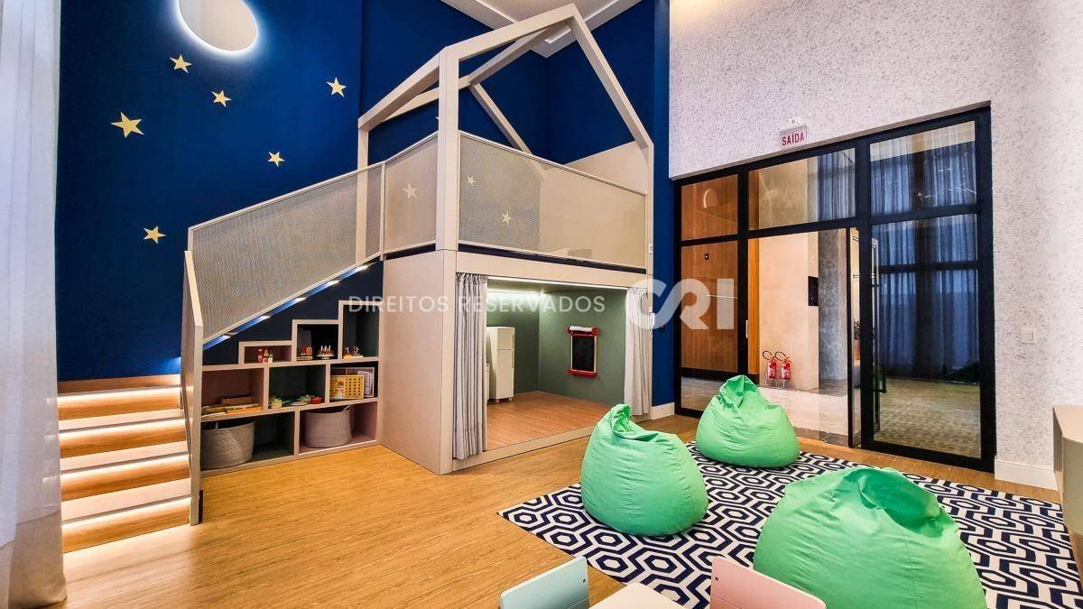 Apartamento com 4 dormitórios sendo 2 suítes no Tesla Residencial no Centro de Balneário Camboriú