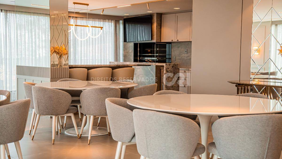 Apartamento com 3 Dormitórios no Torres da Brava na Praia Brava, Itajaí