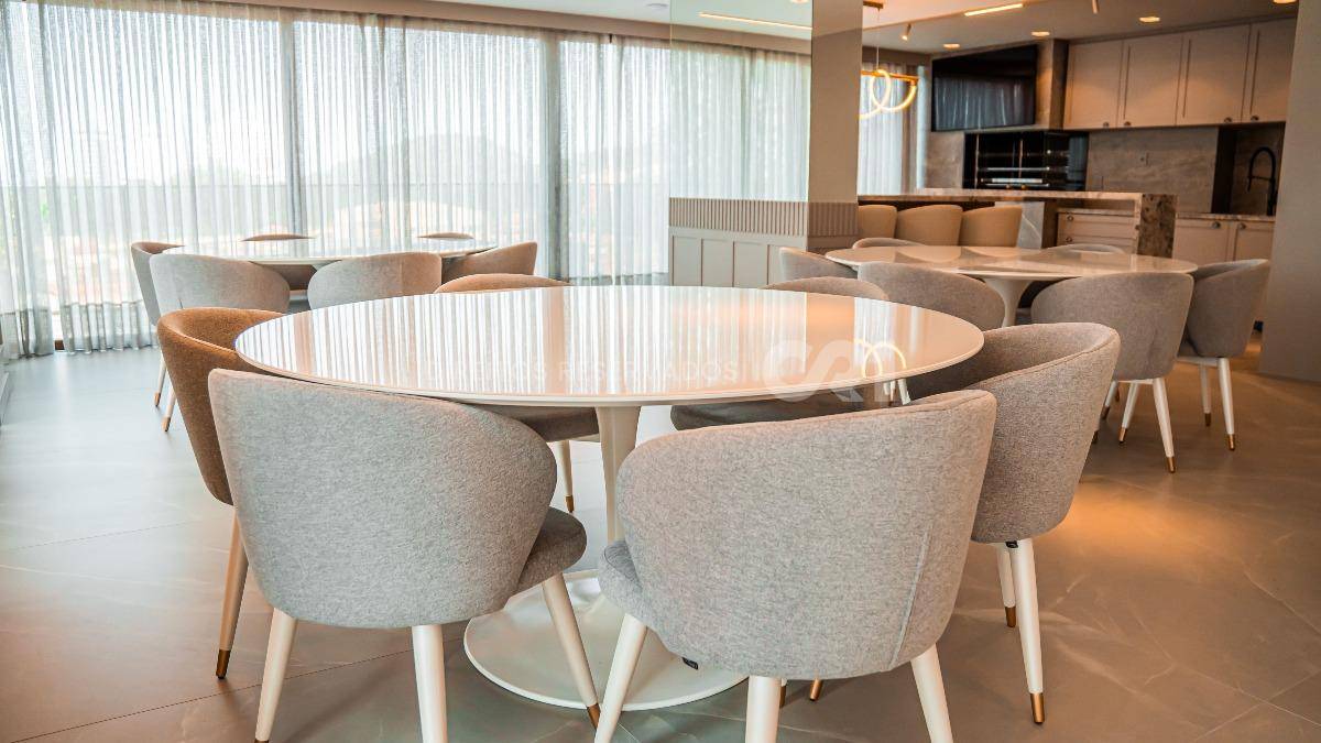 Apartamento com 3 Dormitórios no Torres da Brava na Praia Brava, Itajaí