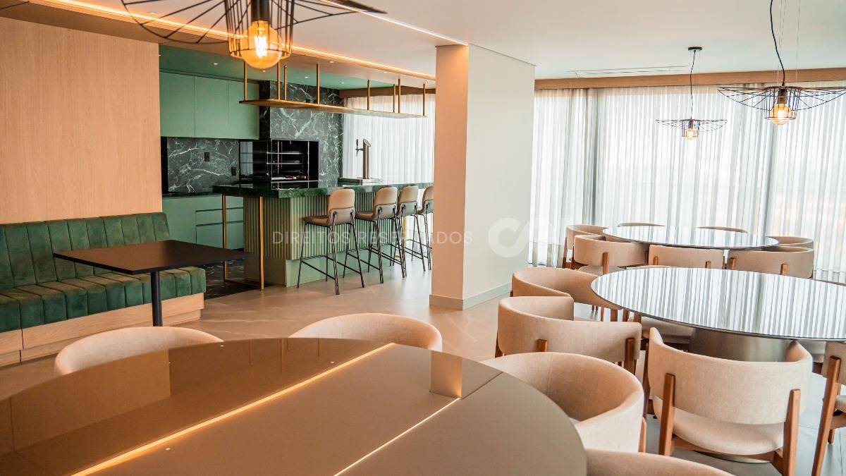 Apartamento com 110m² de 3 dormitórios no Torres da Brava na Praia Brava em Itajaí