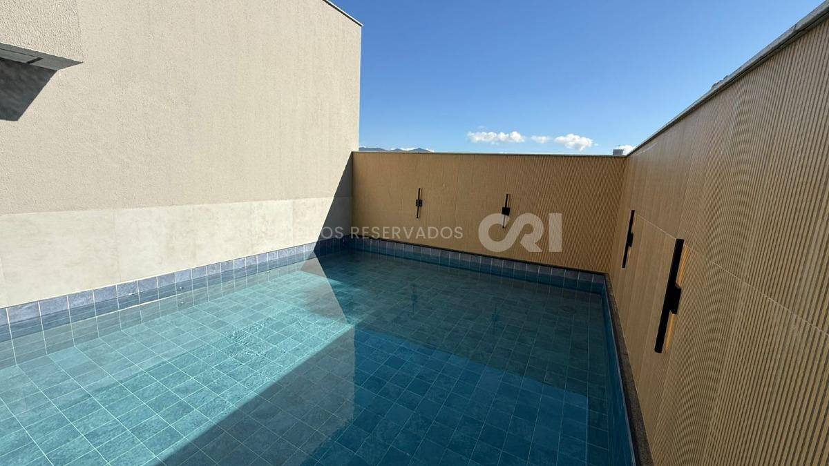 Apartamento com 2 suítes no Beach Tower em Balneário Perequê, Porto Belo