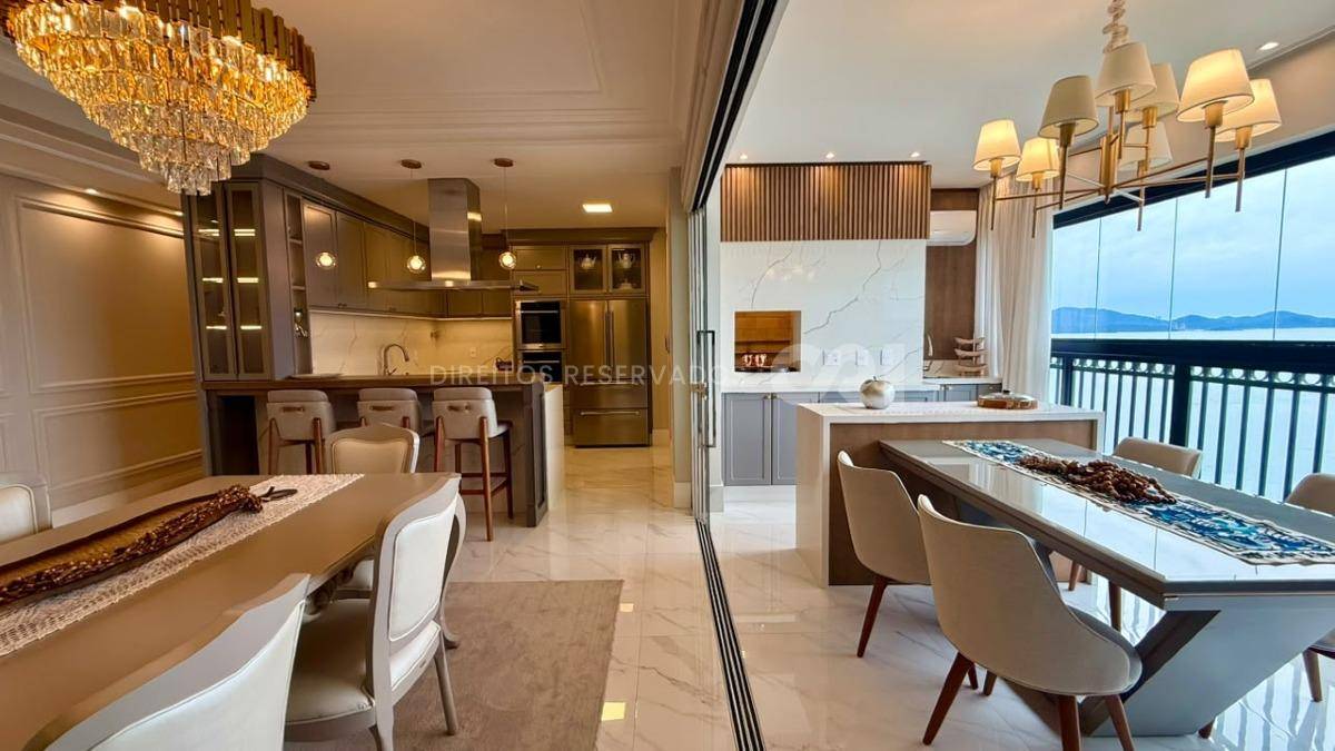 Apartamento frente mar com 4 Suítes no Jardim Europa, Perequê, Porto Belo