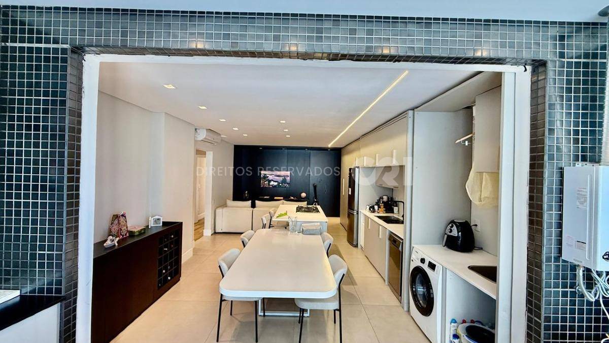 Apartamento com 3 quartos no Aquamarine Residence na Praia Brava em Itajaí