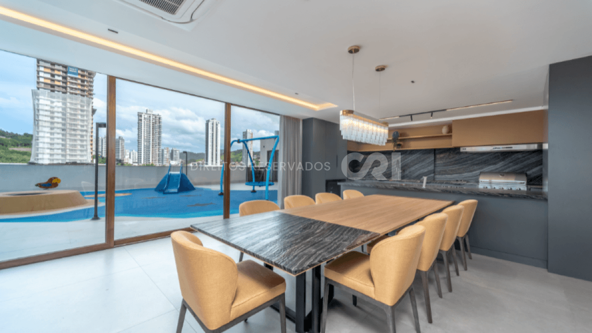 Apartamento com 3 Dormitórios no Torres da Brava na Praia Brava em Itajaí