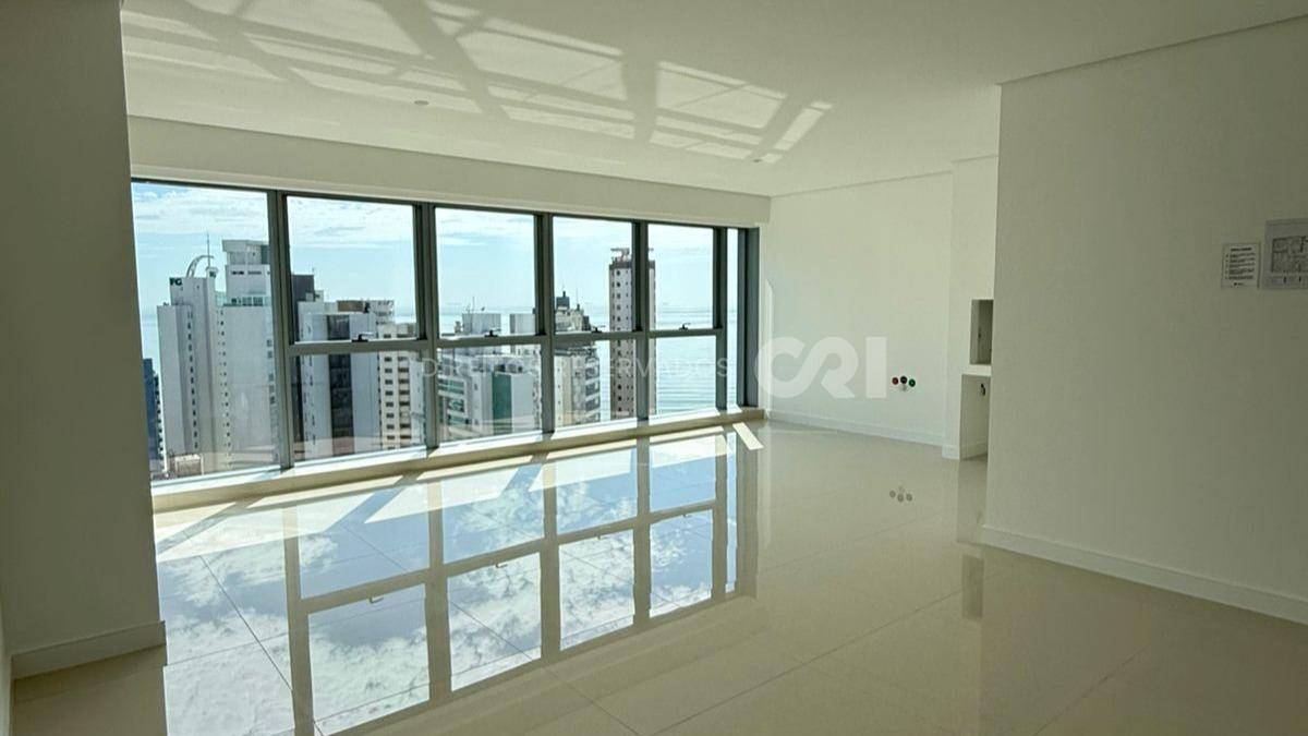 Apartamento com 4 Suítes no Vitra by Pininfarina no Centro em Balneário Camboriú