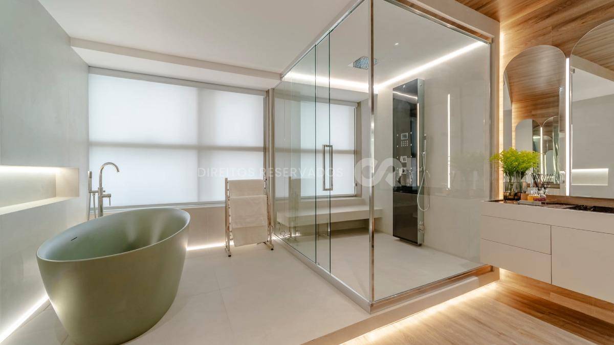 Apartamento com 4 Suítes no Yachthouse na Barra Sul em Balneário Camboriú