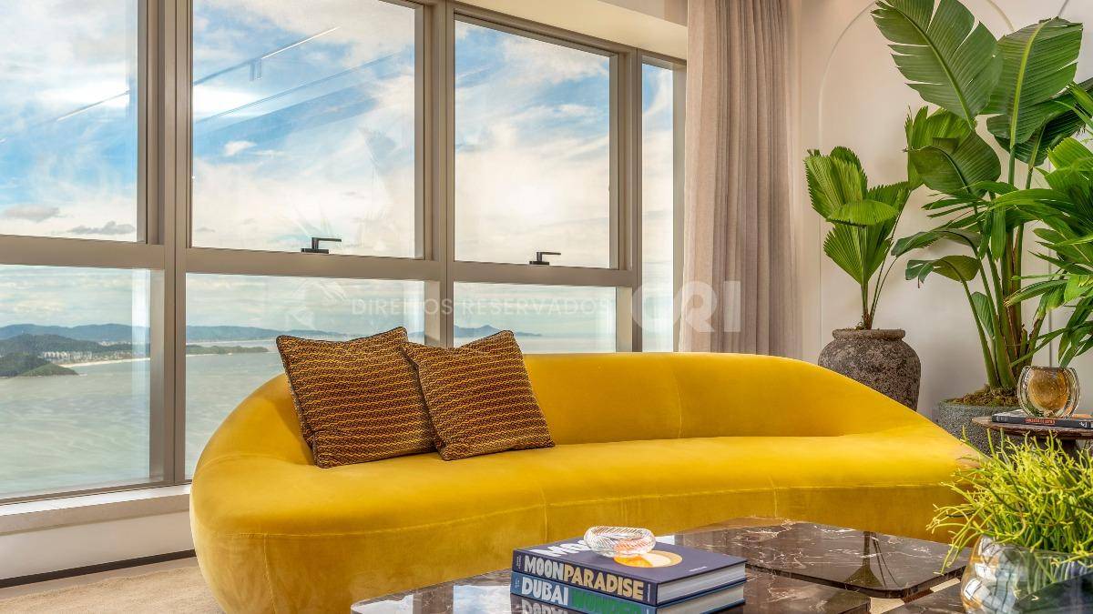 Apartamento com 4 Suítes no Yachthouse na Barra Sul em Balneário Camboriú