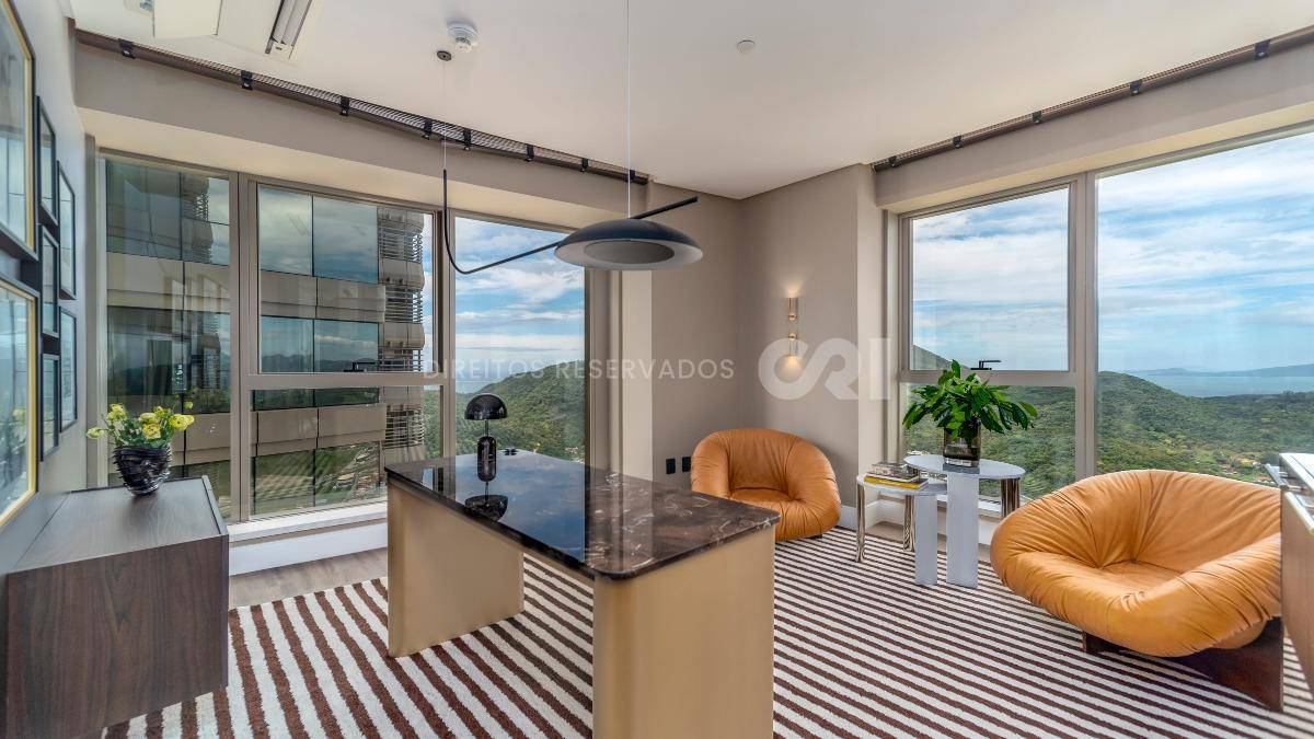 Apartamento com 4 Suítes no Yachthouse na Barra Sul em Balneário Camboriú