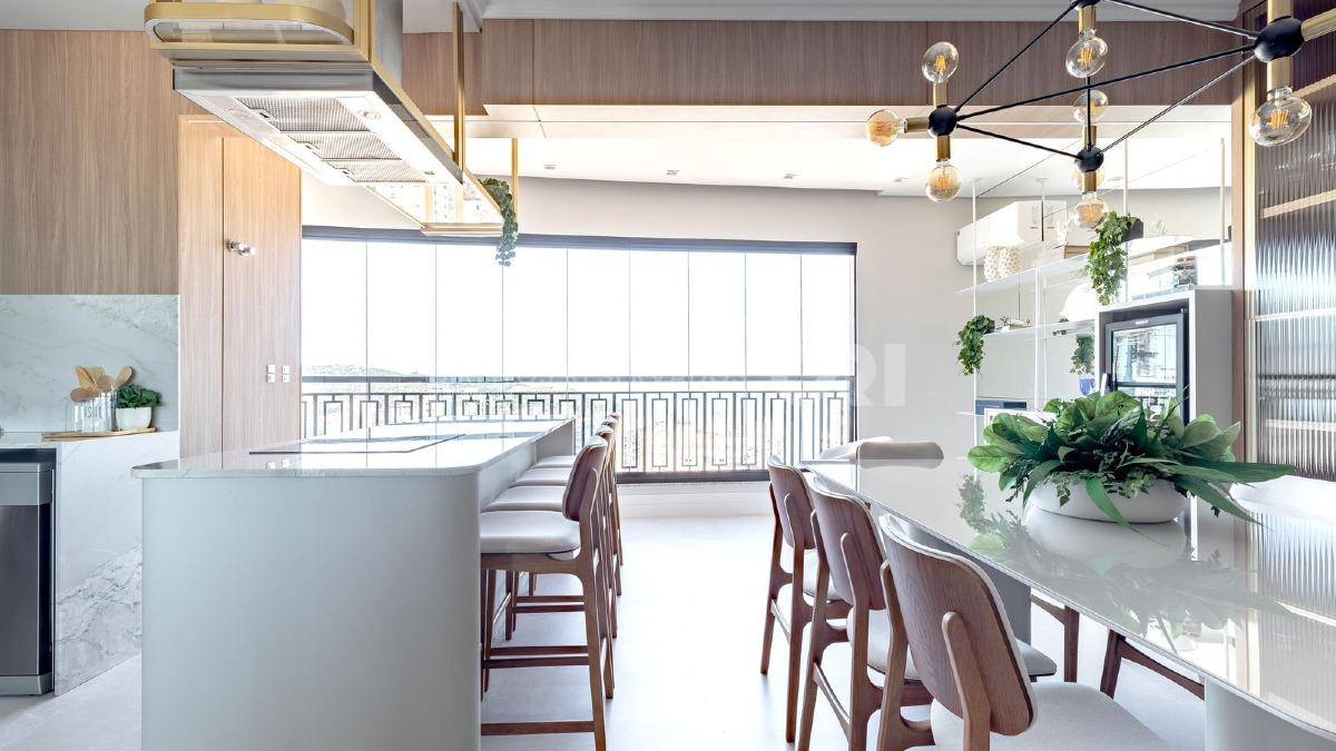 Apartamento Mobiliado com 4 Suítes no San Lorenzo, Centro de Itapema