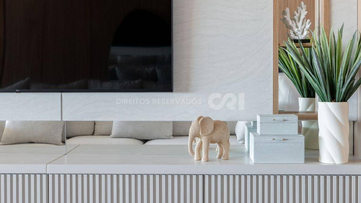 Apartamento Mobiliado com 4 Suítes no San Lorenzo, Centro de Itapema