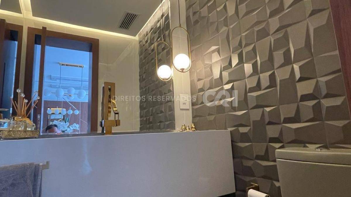 Cobertura Duplex com 3 Suítes no Amores da Brava na Praia Brava em Itajaí