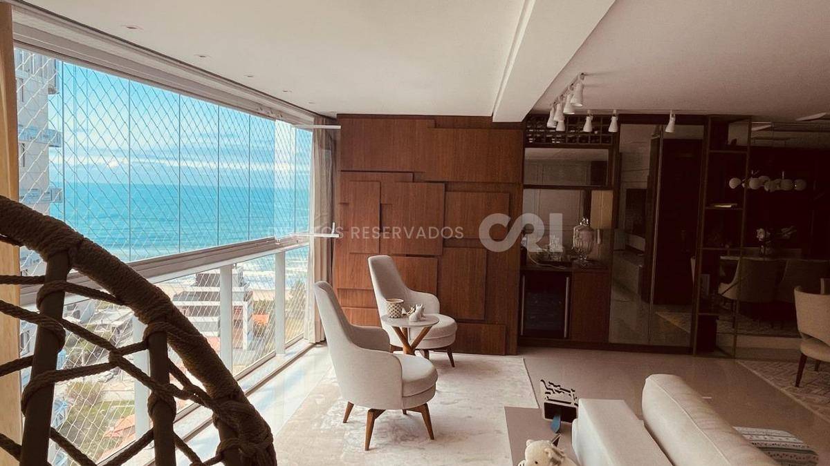 Cobertura Duplex com 3 Suítes no Amores da Brava na Praia Brava em Itajaí