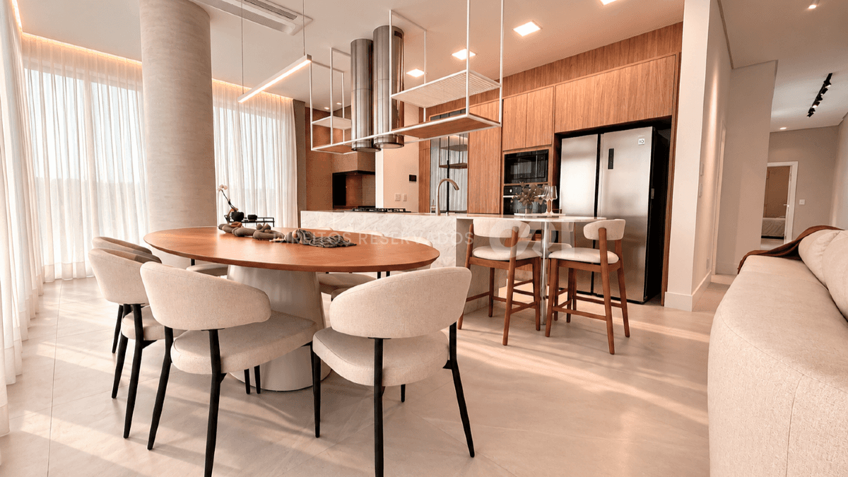 Apartamento Mobiliado com 3 Suítes no Brava Aikon na Praia Brava em Itajaí