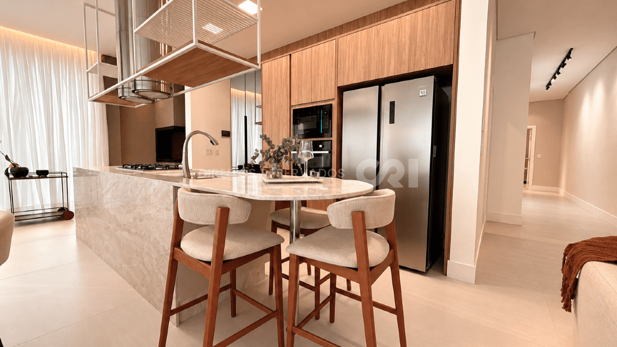 Apartamento Mobiliado com 3 Suítes no Brava Aikon na Praia Brava em Itajaí