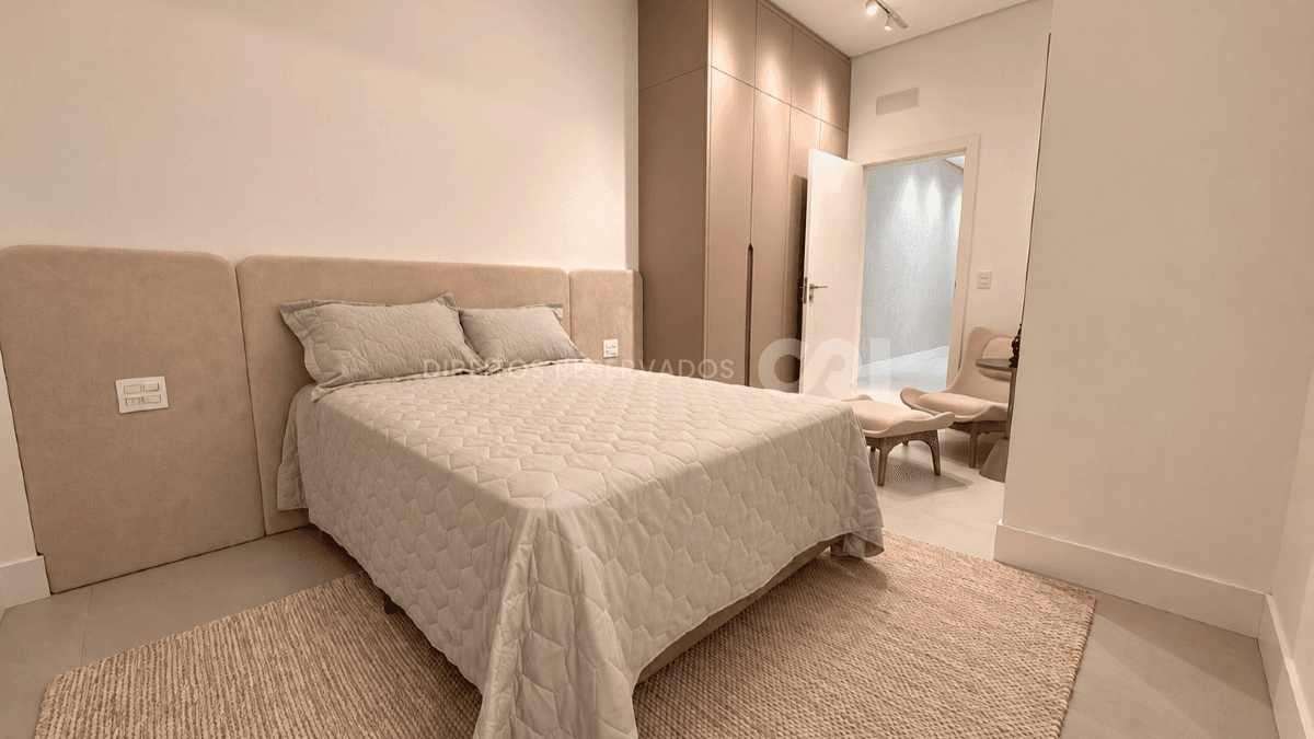 Apartamento Mobiliado com 3 Suítes no Brava Aikon na Praia Brava em Itajaí