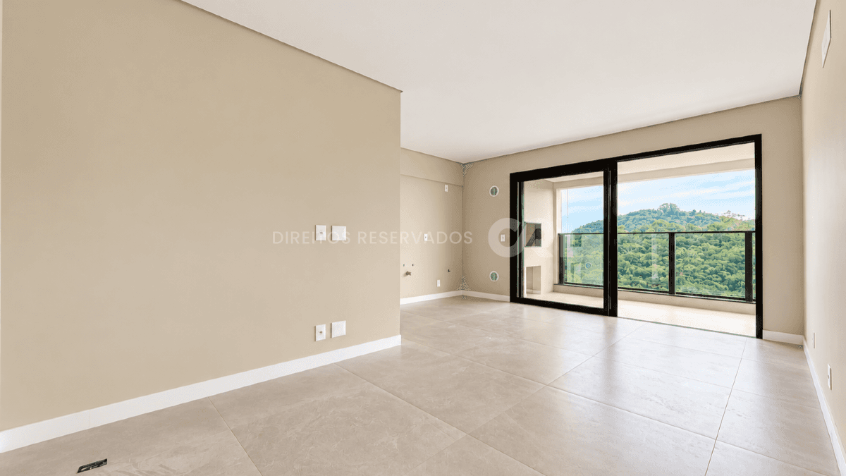 Apartamento com 2 Suítes no Torres da Brava Sirena na Praia Brava em Itajaí