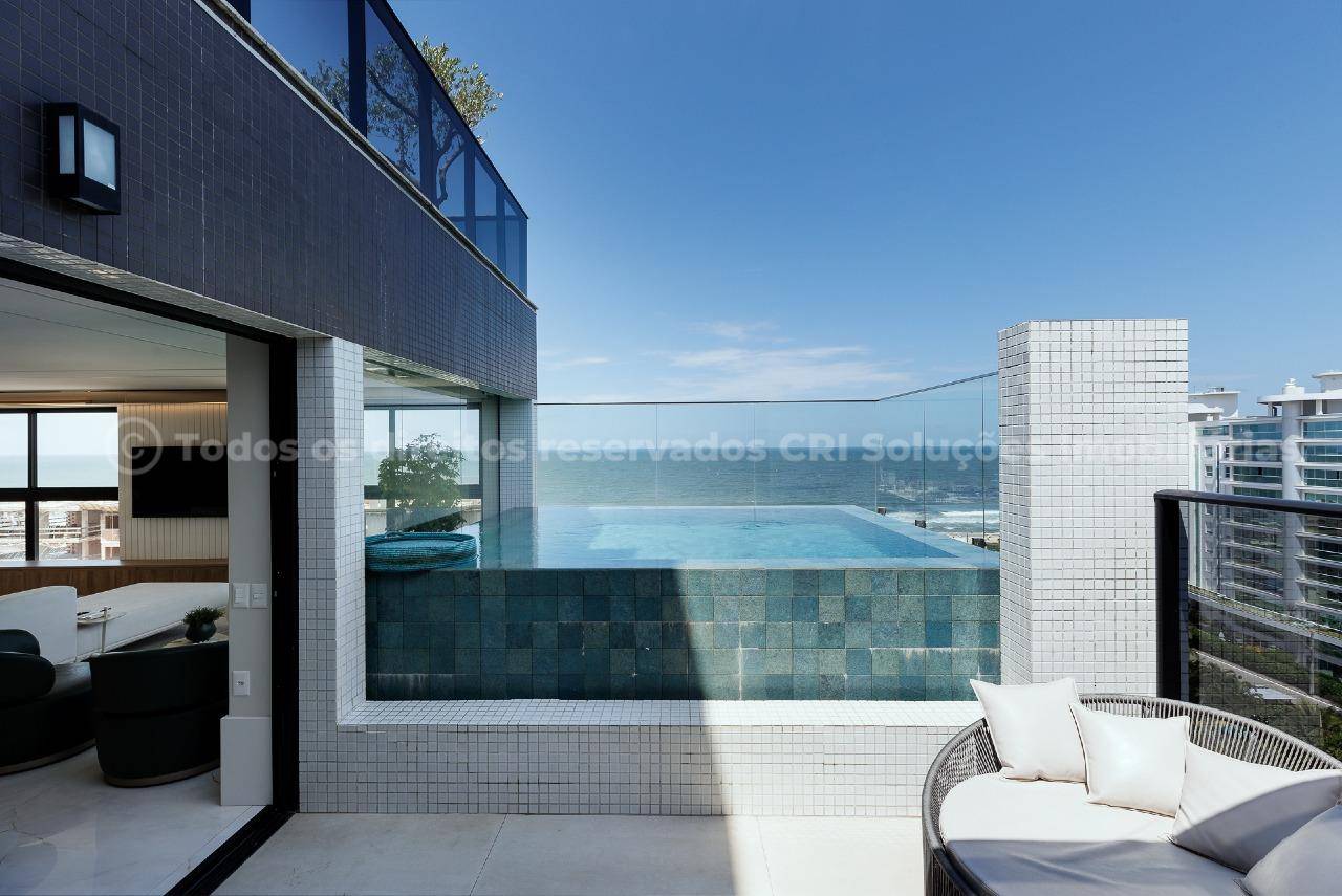 Foto do imóvel Cobertura no Edifício Brava Palace em Itajaí – 4 suítes, piscina privativa e vista para o mar