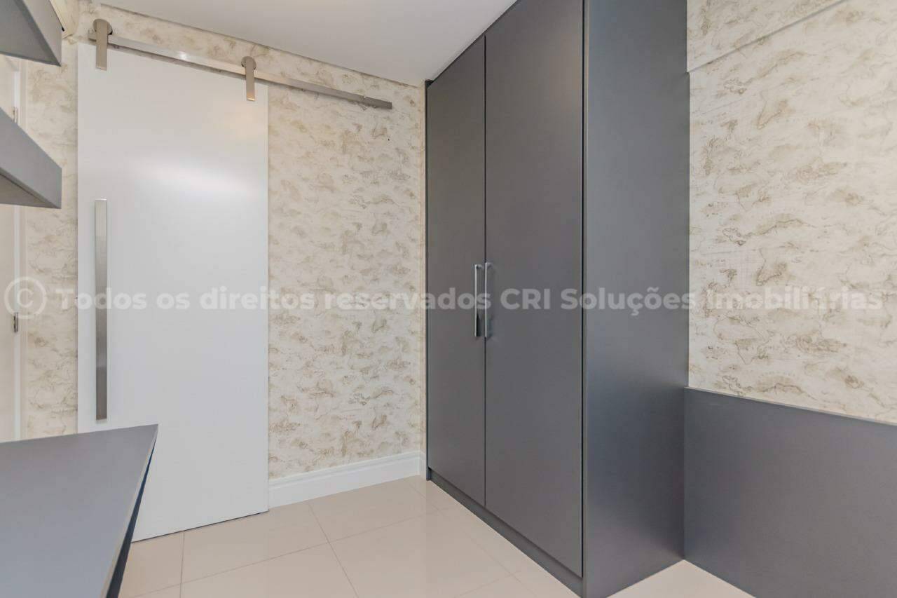 Foto do imóvel Apartamento 3 Dormitórios no Edifício Torre de São Francisco Balneário Camboriú